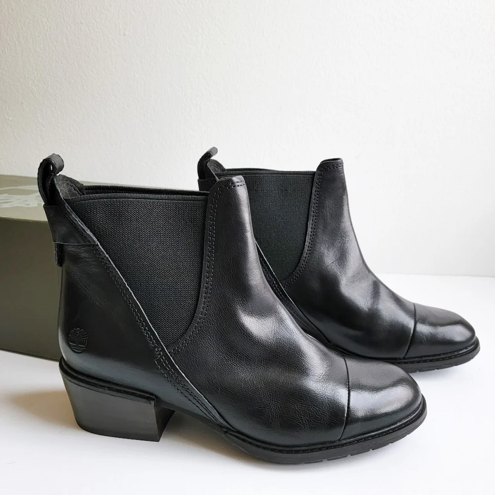 NEW Timberland Sutherlin Bay Chelsea Boots